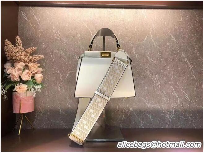 Top Quality FENDI PEEKABOO ISEEU SMALL leather bag F1615 White