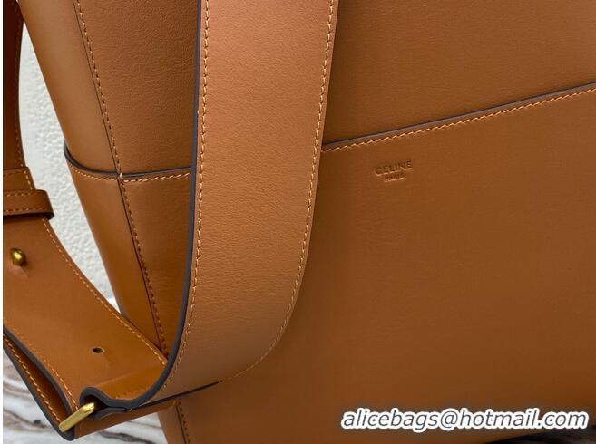 Promotional CELINE Sangle Seau Bag in Smooth Leather C3371-2 Brown