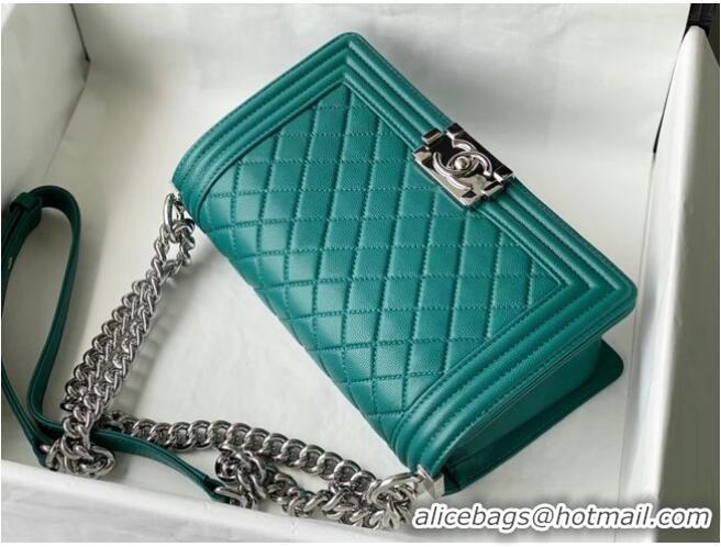 Inexpensive Chanel Le Boy Flap Shoulder Bag Original Leather A67086 Green