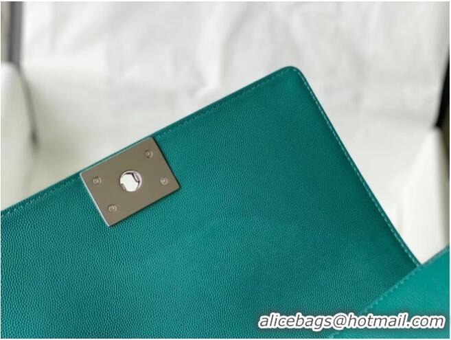 Inexpensive Chanel Le Boy Flap Shoulder Bag Original Leather A67086 Green