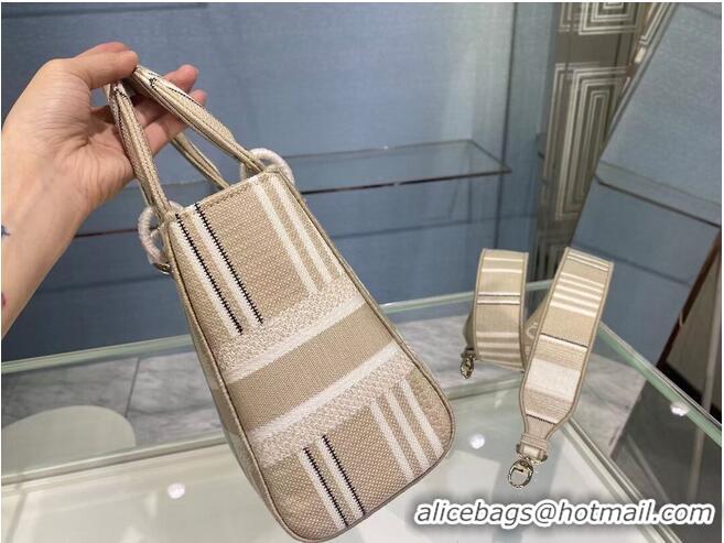 Top Quality DIOR MEDIUM LADY D-LITE BAG Beige Stripes Embroidery M0565O