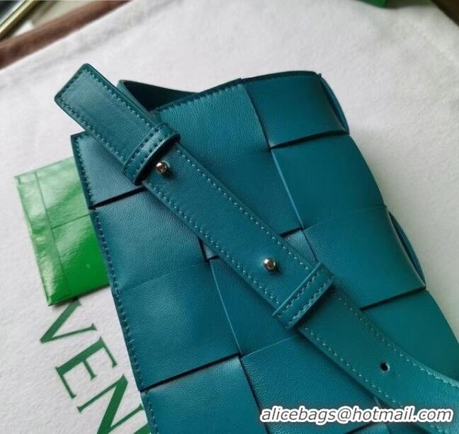 Low Cost Bottega Veneta Cassette Small Crossbody Messenger Bag in Maxi Weave BV2345 Teal Green 2021