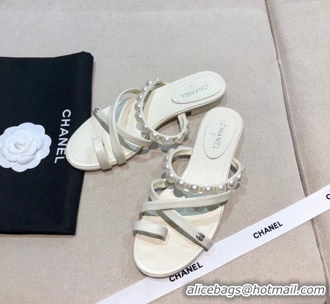 Modern Chanel Lambskin Pearl Flat Slide Sandals G37274 White 2021