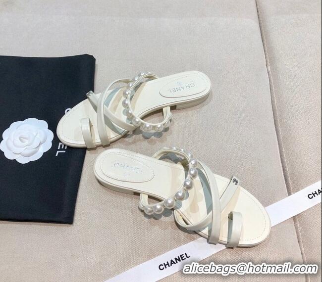 Modern Chanel Lambskin Pearl Flat Slide Sandals G37274 White 2021