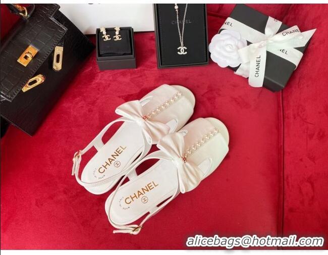 Good Product Chanel Wax Calfskin Flat Sandals with Pearl and Bow White 331102