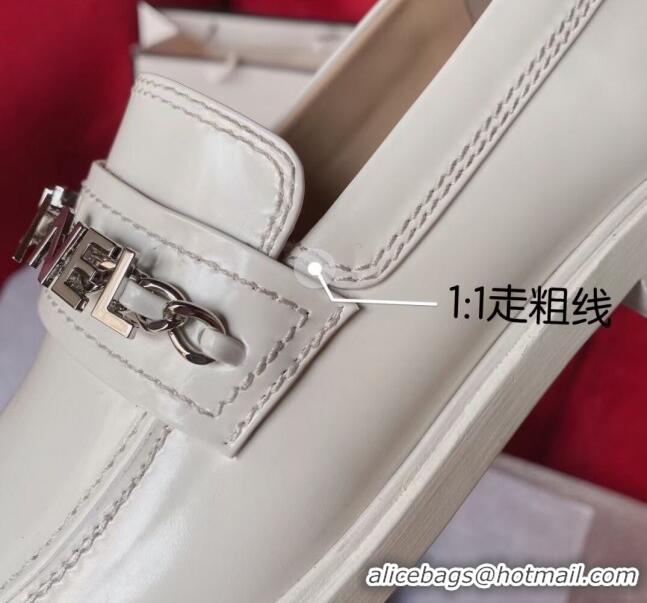 Low Price Chanel Shiny Leather CAHNEL Charm Loafers 040765 White 2021