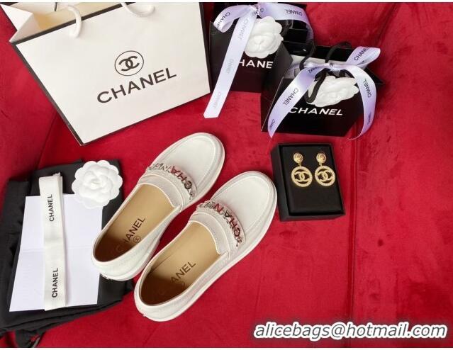 Low Price Chanel Shiny Leather CAHNEL Charm Loafers 040765 White 2021