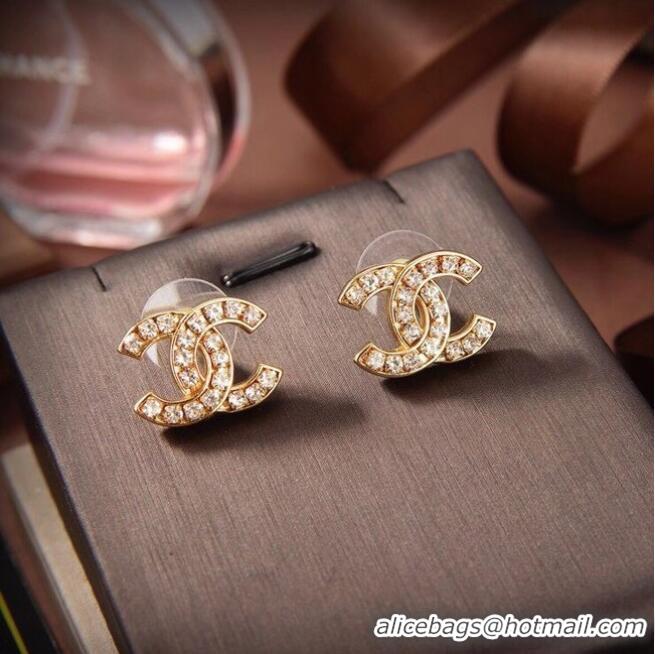 Top Quality Stylish Chanel Earrings CE6407