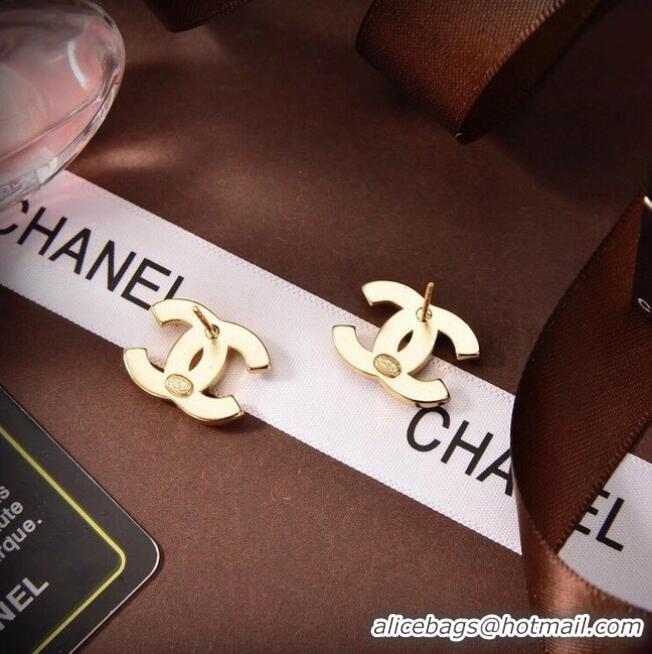 Top Quality Stylish Chanel Earrings CE6407