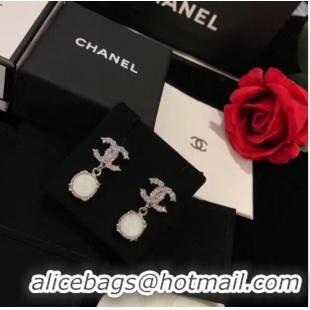 Top Quality Modern Chanel Earrings CE6428 White