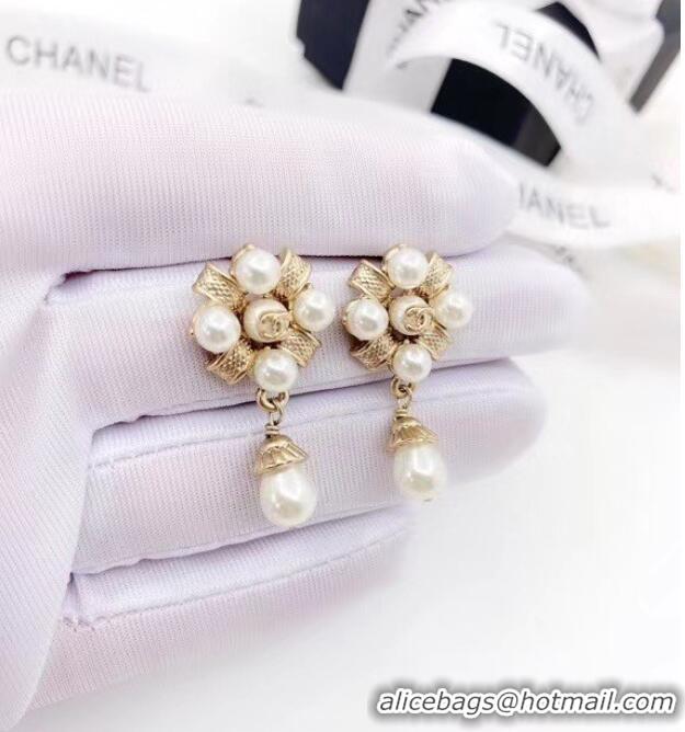 Classic Inexpensive Chanel Earrings CE6436