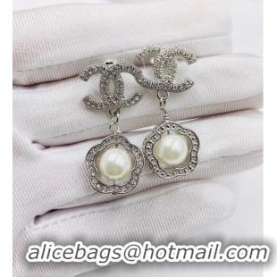 Buy Classic Chanel Earrings CE6437