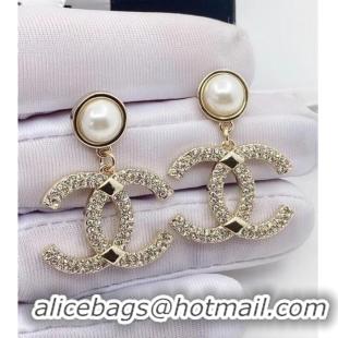 Buy Fashionable Chanel Earrings CE6461