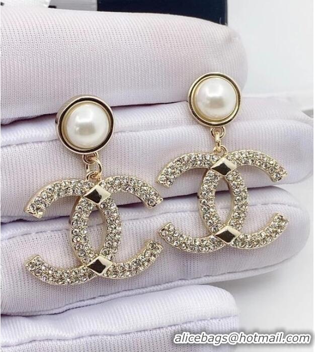 Buy Fashionable Chanel Earrings CE6461