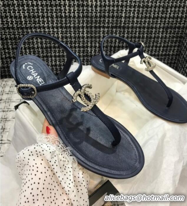 Durable Chanel Lambskin Flat Thong Sandals with Metal CC 408104 Dark Blue 2021