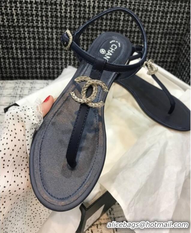 Durable Chanel Lambskin Flat Thong Sandals with Metal CC 408104 Dark Blue 2021