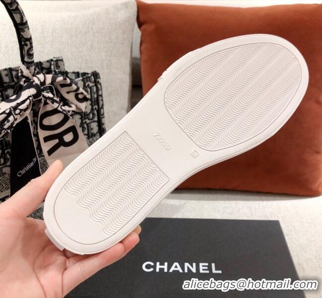 Popular Chanel Matte CC Charm Leather Sneakers 051005 White 2021