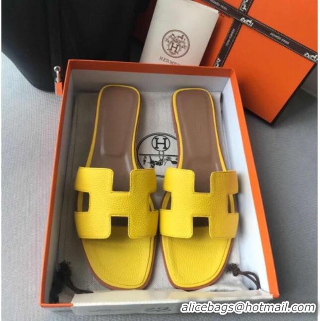 Grade Quality Hermes Oran H Flat Slipper Sandals in Togo Grainy Calfskin 040384 Yellow 2021