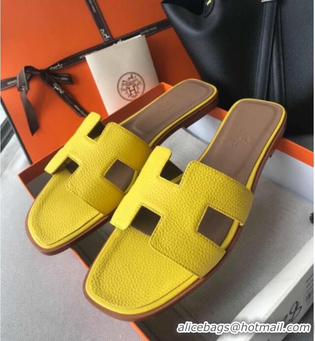 Grade Quality Hermes Oran H Flat Slipper Sandals in Togo Grainy Calfskin 040384 Yellow 2021