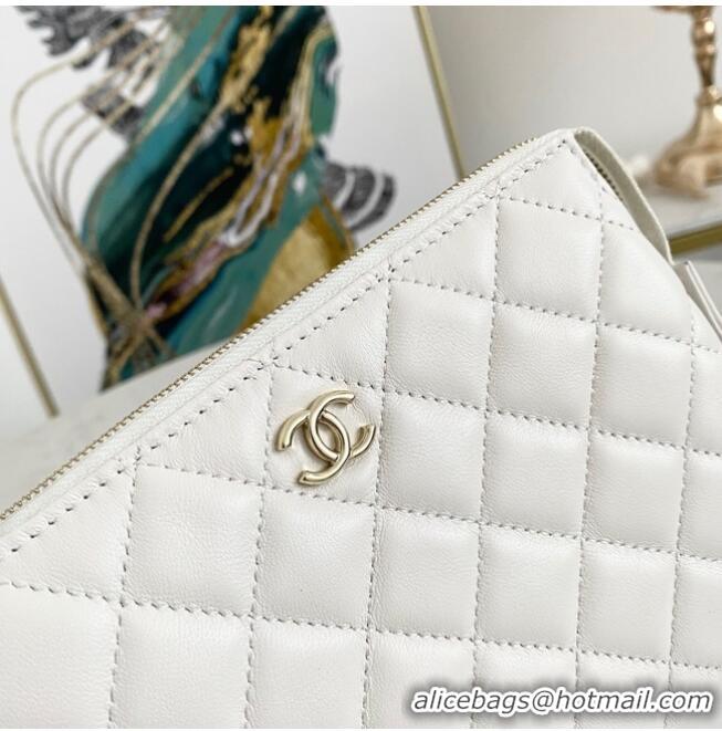 Inexpensive Chanel Grained Calfskin Clutch Bag 81050 White