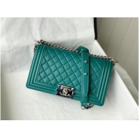 Inexpensive Chanel Le Boy Flap Shoulder Bag Original Leather A67086 Green