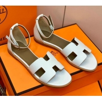 Good Looking Hermes Santorini Sandal in Grainy Epsom Calfskin 331086 White