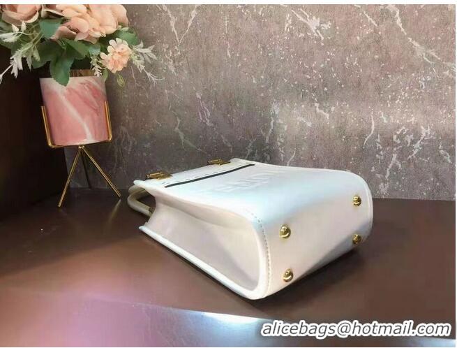 Super Quality FENDI SUNSHINE SHOPPER leather mini-bag F1620 White