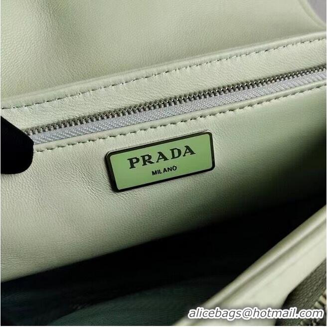 Trendy Design Prada Pocket nylon and brushed leather bag 1BD295 Green