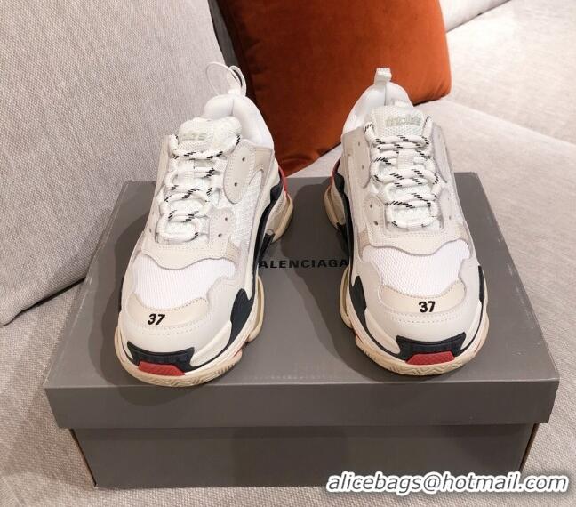 Trendy Design Balenciaga Triple S Sneakers 051023 White/Grey 2021