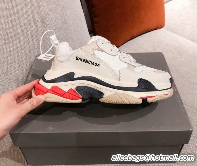 Trendy Design Balenciaga Triple S Sneakers 051023 White/Grey 2021