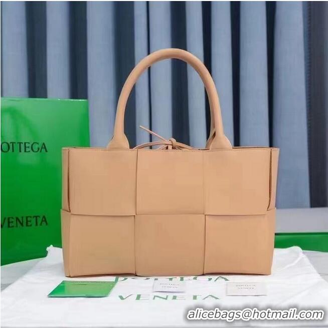 Buy Discount Bottega Veneta ARCO TOTE 609175 Nude