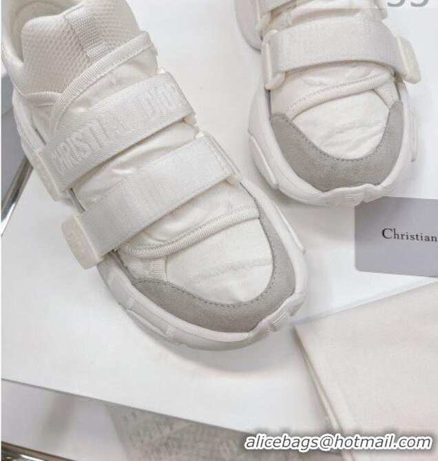 Top Quality Dior D-Wander Sneakers White Camouflage Fabric 042881