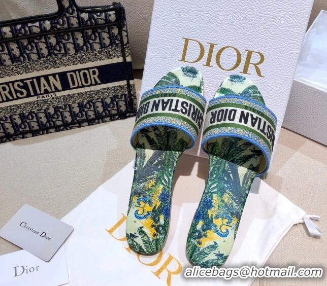 Good Product Dior Dway Flat Slide Sandals in Green Embroidered Cotton 050805