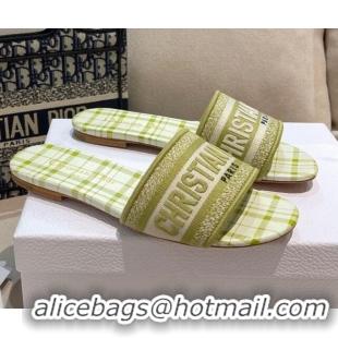 Good Looking Dior Dway Flat Slide Sandals in Lime Green Check'n'Dior Embroidered Cotton 061126