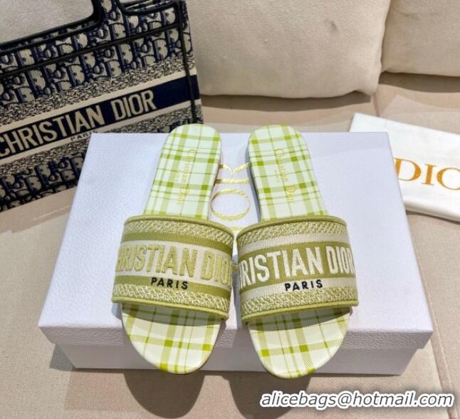 Good Looking Dior Dway Flat Slide Sandals in Lime Green Check'n'Dior Embroidered Cotton 061126