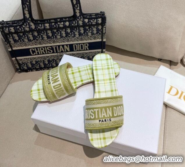 Good Looking Dior Dway Flat Slide Sandals in Lime Green Check'n'Dior Embroidered Cotton 061126