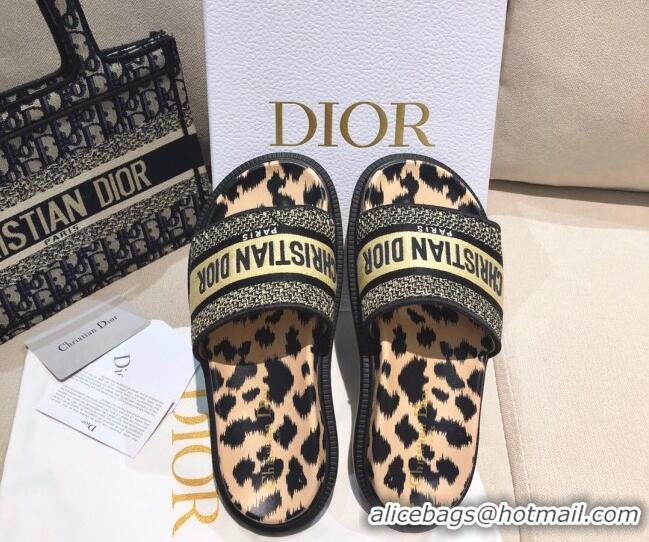 Best Product Dior Dway Slide Sandals in Beige Multicolor Mizza Embroidered Cotton 061148