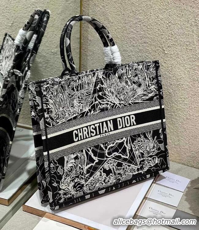 Top Design DIOR BOOK TOTE Black and white globe Embroidery M1286ZR