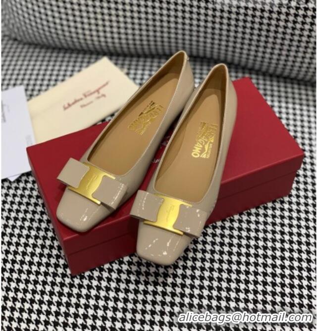 Charming Salvatore Ferragamo Patent Leather Bow Pumps 2.5cm 051201 Grey 2021