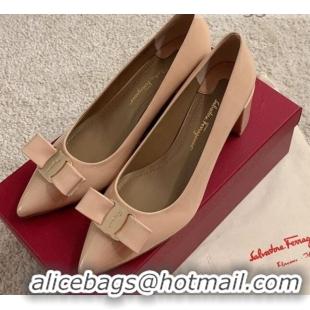 Low Price Salvatore Ferragamo Alice Vara Bow Patent Leather Pumps 5.5cm 051206 Nude 2021