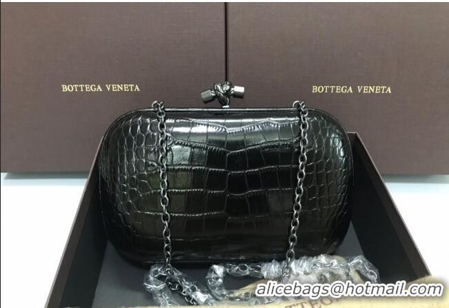 Market Sells Bottega Veneta Knot Clutch in Crocodile Calfskin BV2101 Black 2021