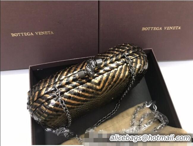 Best Price Bottega Veneta Knot Clutch in Pythonskin Calfskin BV2101 Black/Gold 2021