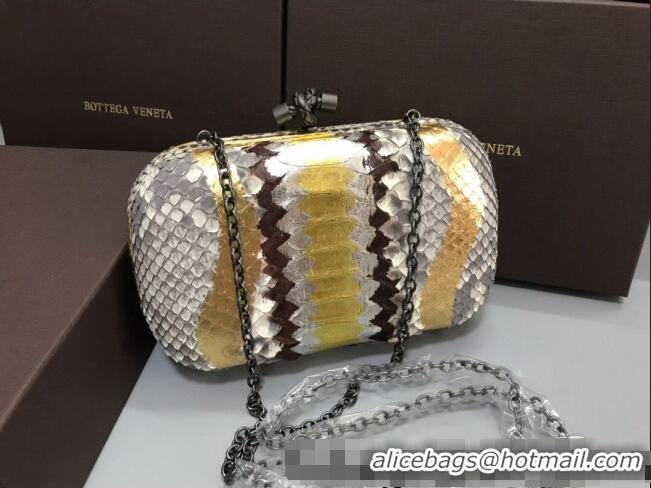 Top Quality Bottega Veneta Knot Clutch in Pythonskin Calfskin BV2101 Grey/Gold 2021