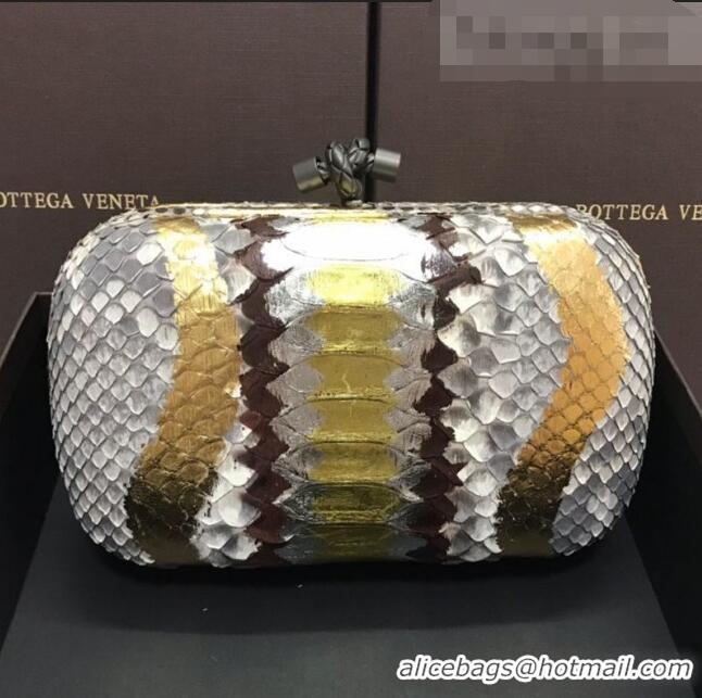 Top Quality Bottega Veneta Knot Clutch in Pythonskin Calfskin BV2101 Grey/Gold 2021