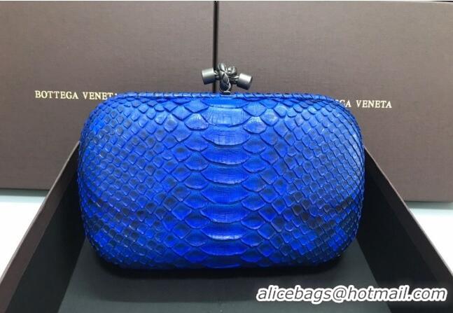 Top Design Bottega Veneta Knot Clutch in Pythonskin Calfskin BV2101 Blue 2021