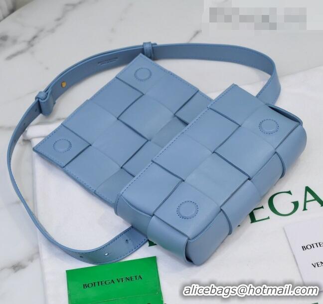 Low Cost Bottega Veneta The Belt Cassette Bag in Maxi-Woven Lambskin BV2114 Blue 2021