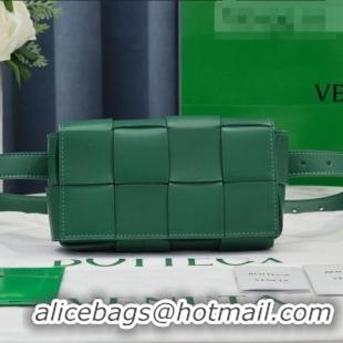 Top Grade Bottega Veneta The Belt Cassette Bag in Maxi-Woven Lambskin BV2114 Dark Green 2021