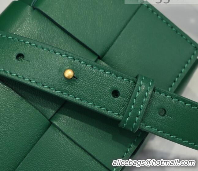 Top Grade Bottega Veneta The Belt Cassette Bag in Maxi-Woven Lambskin BV2114 Dark Green 2021