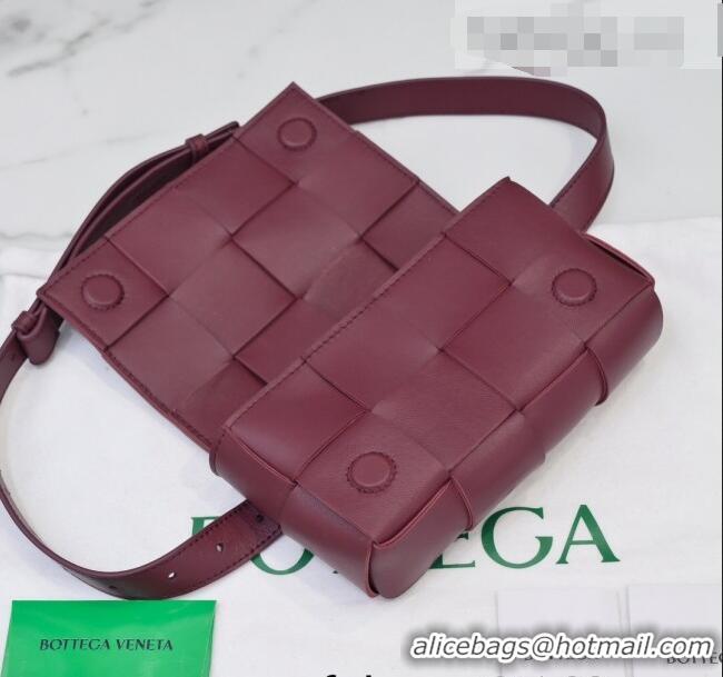 Free Shipping Bottega Veneta The Belt Cassette Bag in Maxi-Woven Lambskin BV2114 Burgundy 2021