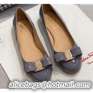 Good Quality Salvatore Ferragamo Patent Leather Bow Ballerinas 051232 Grey/Gold